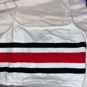 Super cute crop top!